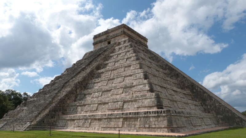 Pirámide de Kukulcán en Chichén Itzá
