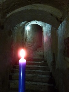 La Cueva de la Luna a la luz de las velas