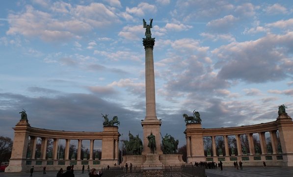 Plaza de los Héroes de Budapest