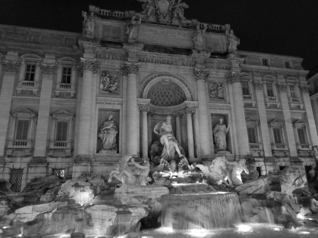 Fontana_di_Trevi