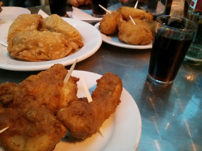 Tajada de bacalao, vermut y croquetas en Casa Labra