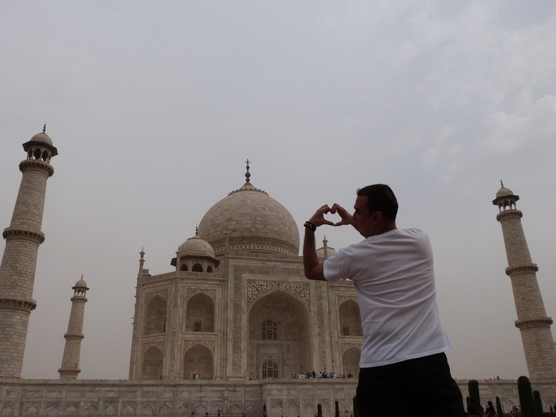 Todo corazón en el Taj Mahal