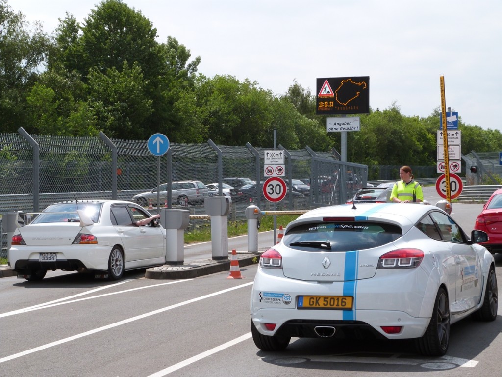 Entrada al circuito de Nürburgring