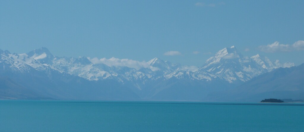 Postal blanca y azul desde Nueva Zelanda