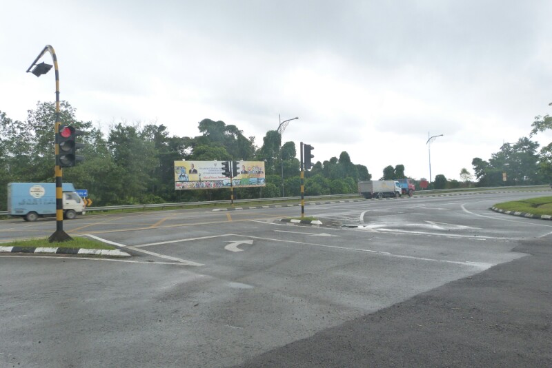 Primer cruce, caminar a la izquierda