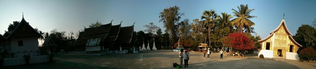 Panorámica de templos en Luang Prabang