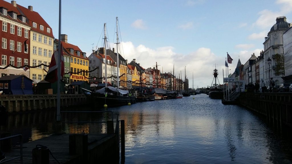 Nyhavn a primera hora