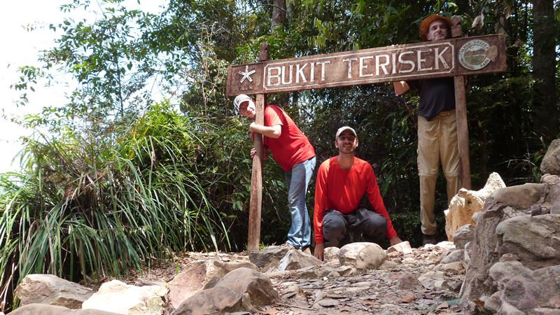 Subida completada a Bukit Teresek