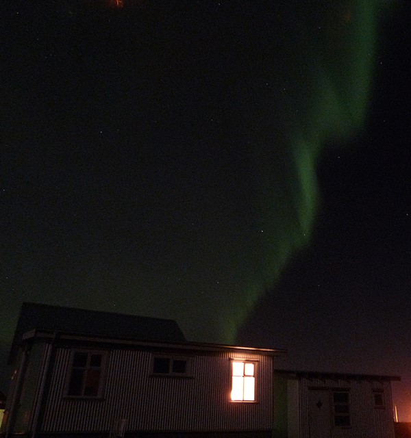 Nuestra casa abrigada por las Auroras Boreales