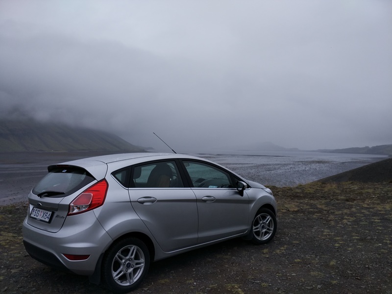 Nuestro coche en Islandia