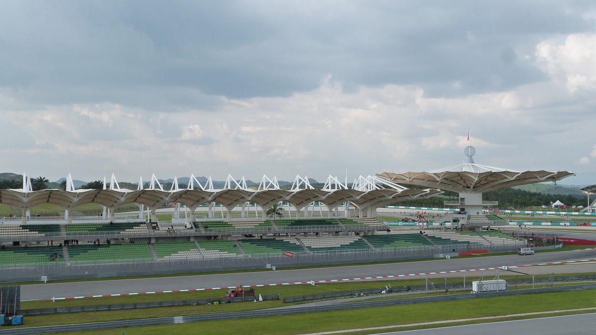 Vista de la contrarecta de meta en Sepang