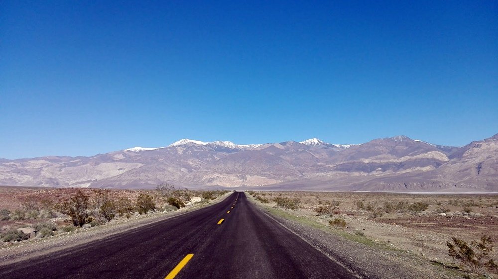 Carreteras infinitas de la costa oeste