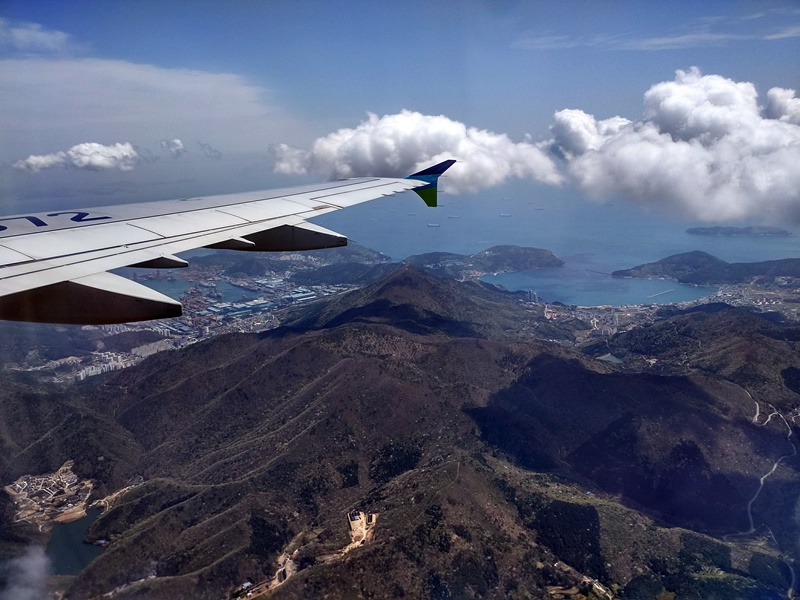 Sobrevolando Busan desde Jeju