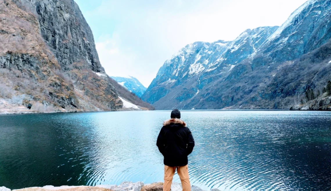 Contemplano-Nærøyfjord-Noruega