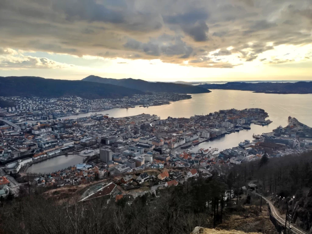 Panoramica-Bergen-Teleferico-Floibonen